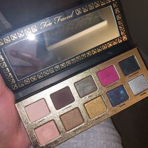 Too faced eyeshadow palette